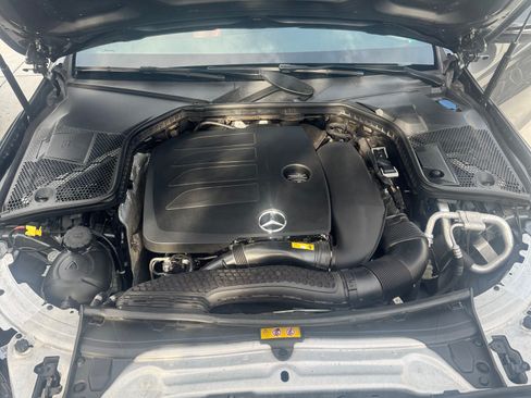 Used 2021 Mercedes-Benz C 300 4MATIC Sedan w/ AMG Line image 17