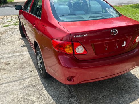 Used 2010 Toyota Corolla LE w/ All Weather Guard Pkg FWD image 4