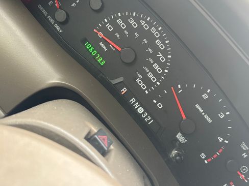 Used 2004 Ford Excursion Limited image 4