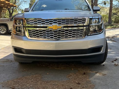 Used 2018 Chevrolet Tahoe LT image 1