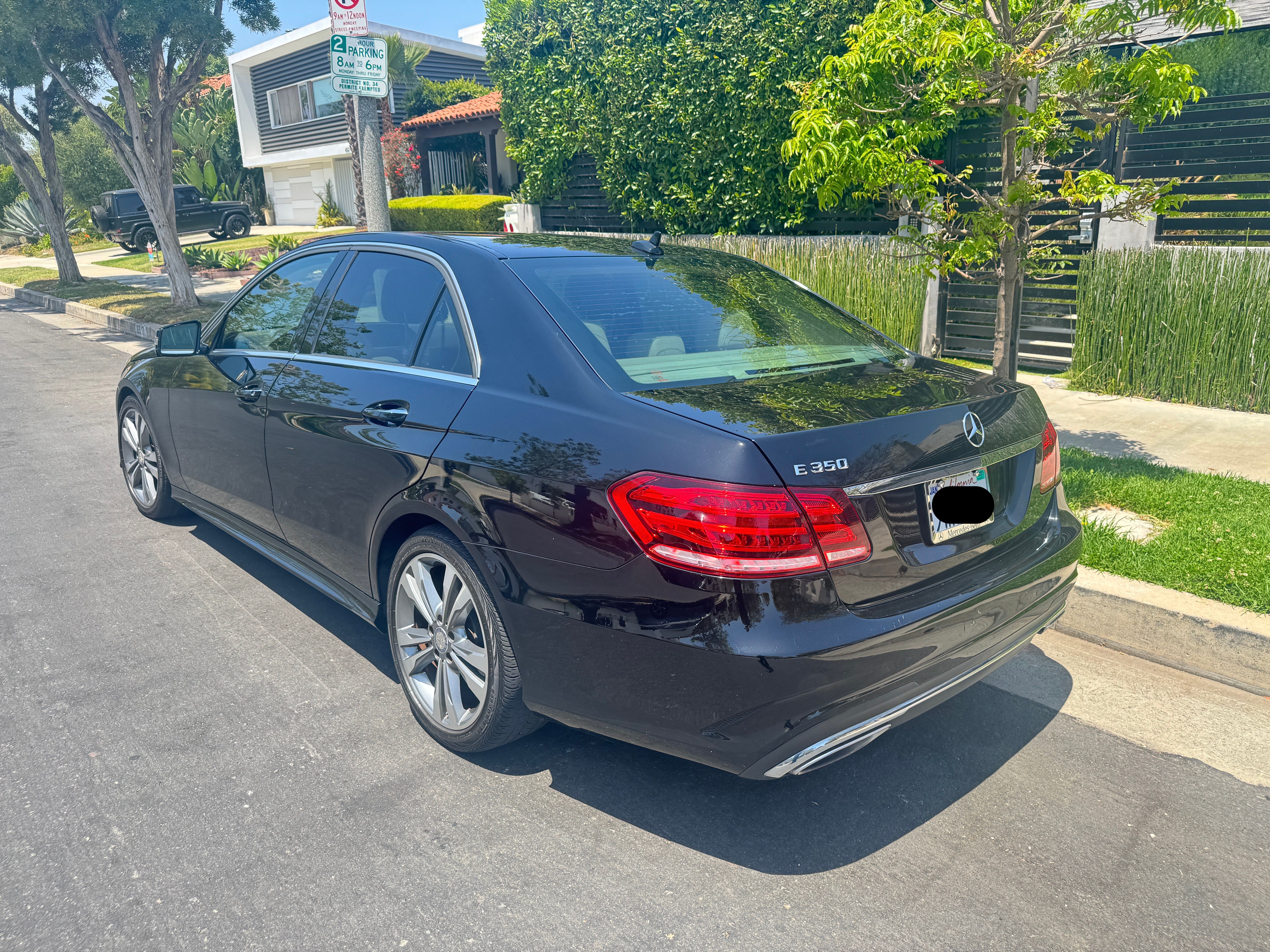Used 2016 Mercedes-Benz E 350 Sedan w/ Premium Package image 9