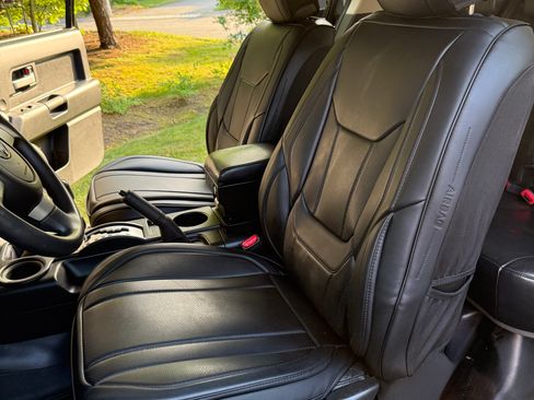 Used 2010 Toyota FJ Cruiser 4WD w/ Convenience Pkg image 26