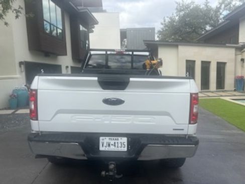 Used 2019 Ford F150 XLT w/ Trailer Tow Package image 8