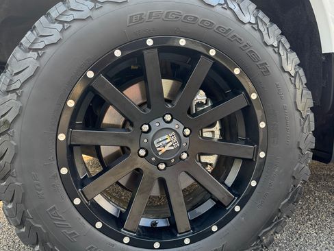 Used 2020 Ford F150 Lariat w/ Equipment Group 502A Luxury image 32