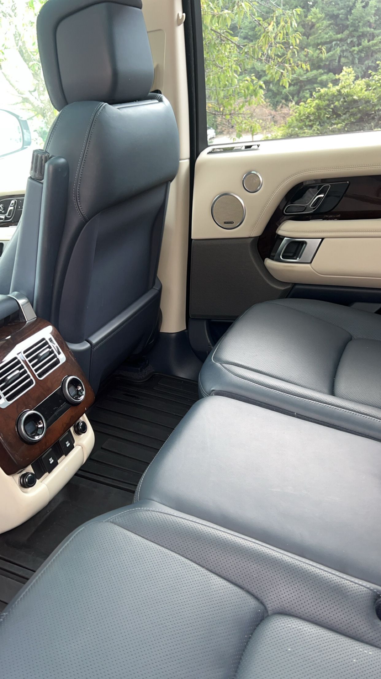 Used 2021 Land Rover Range Rover Westminster Edition AWD/4WD image 21