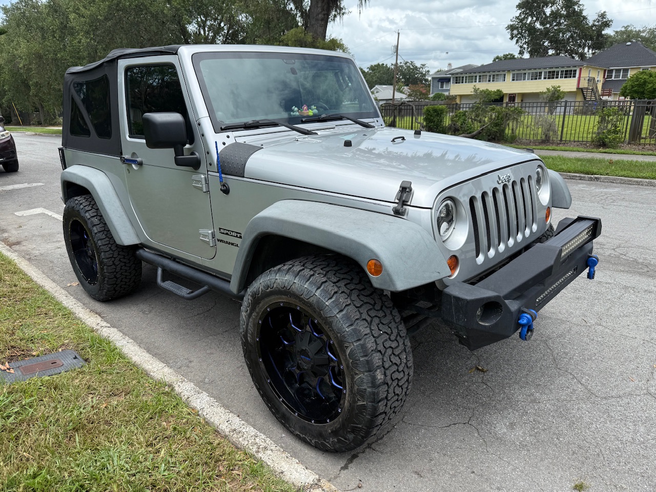 Used 2012 Jeep Wrangler Sport AWD/4WD image 9