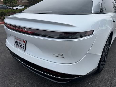 Used 2022 Lucid Air Grand Touring image 9