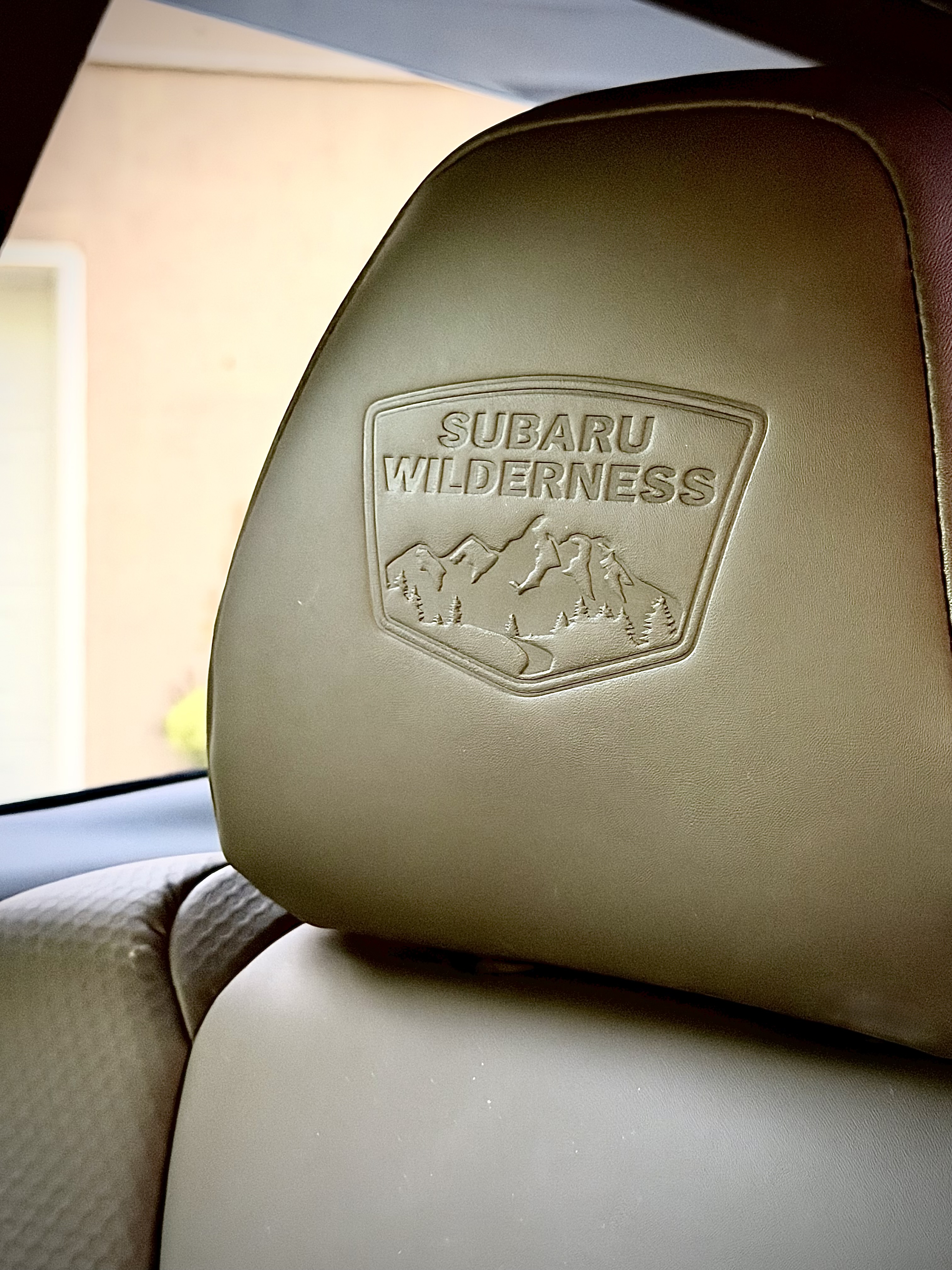 Used 2025 Subaru Outback Wilderness AWD/4WD image 14