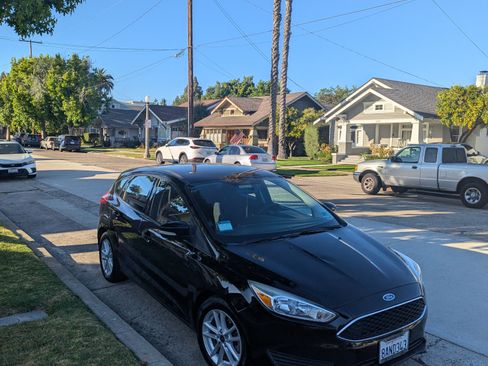 Used 2017 Ford Focus SE image 10