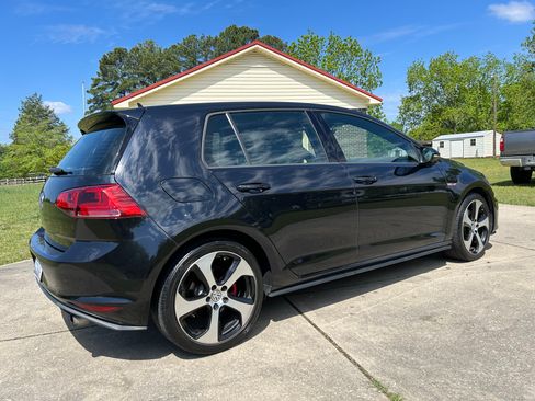 Used 2017 Volkswagen GTI S image 4