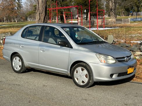 Used 2004 Toyota Echo Sedan image 1