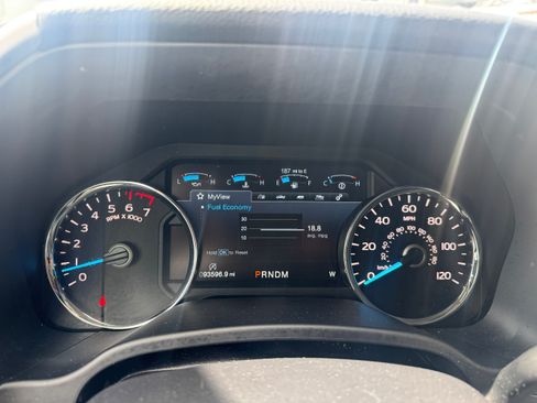 Used 2018 Ford F150 Lariat AWD/4WD image 8