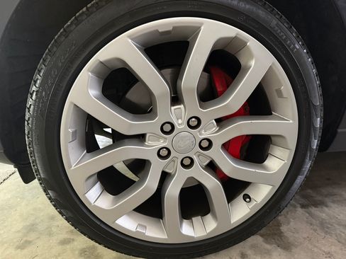 Used 2017 Land Rover Range Rover HSE image 26