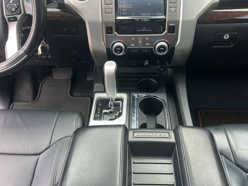 Used 2015 Toyota Tundra Limited RWD image 20
