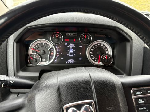 Used 2017 RAM 1500 Big Horn image 9