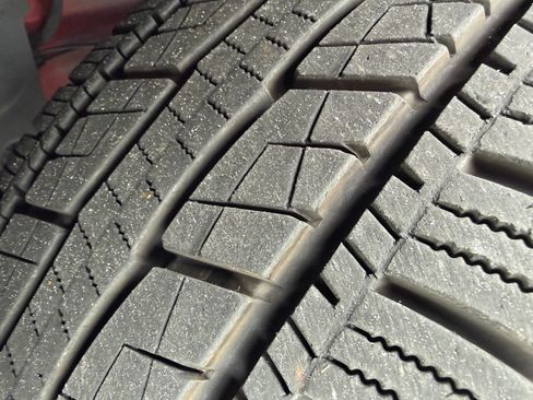 Used 2018 Jaguar F-PACE S image 12