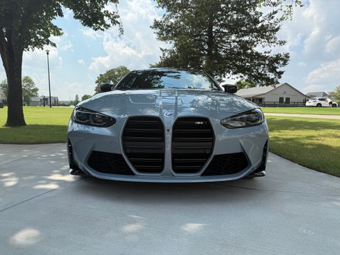 Used 2022 BMW M4 Coupe w/ Executive Package RWD image 9