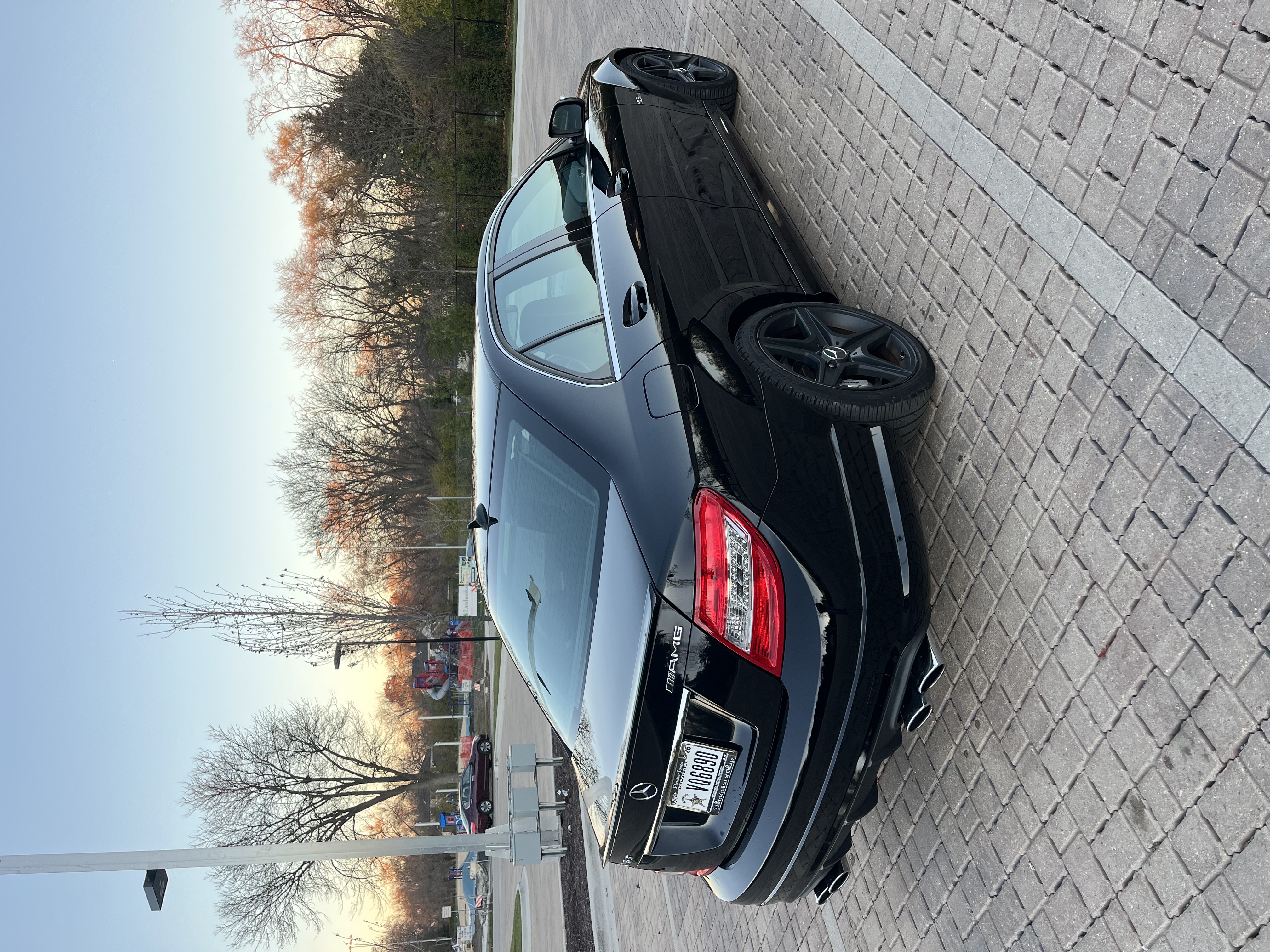 Used 2009 Mercedes-Benz C 63 AMG Sedan image 5
