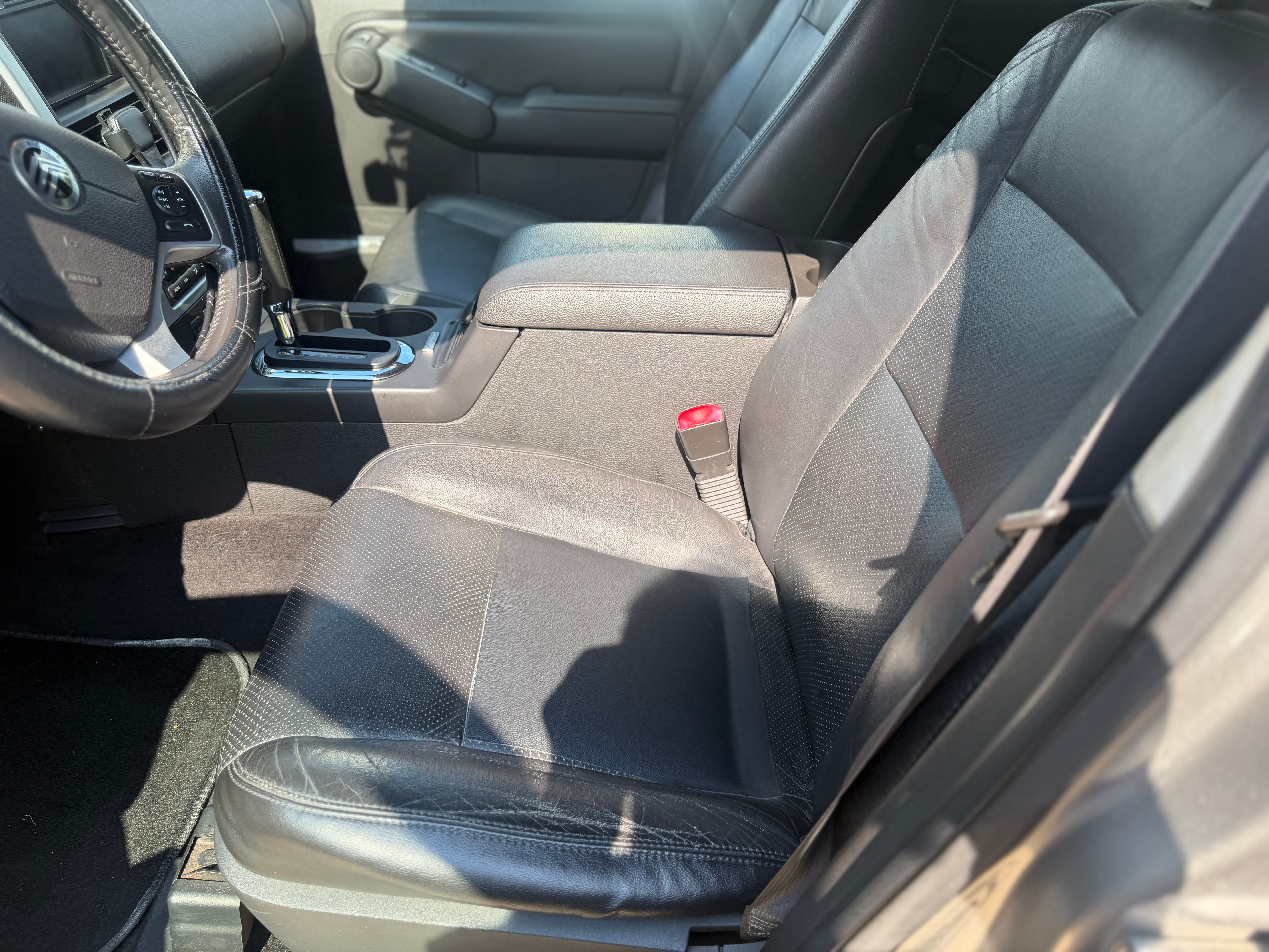Used 2008 Mercury Mountaineer Premier AWD/4WD image 19