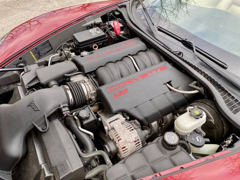 Used 2009 Chevrolet Corvette Convertible w/ Preferred Equipment Group image 20