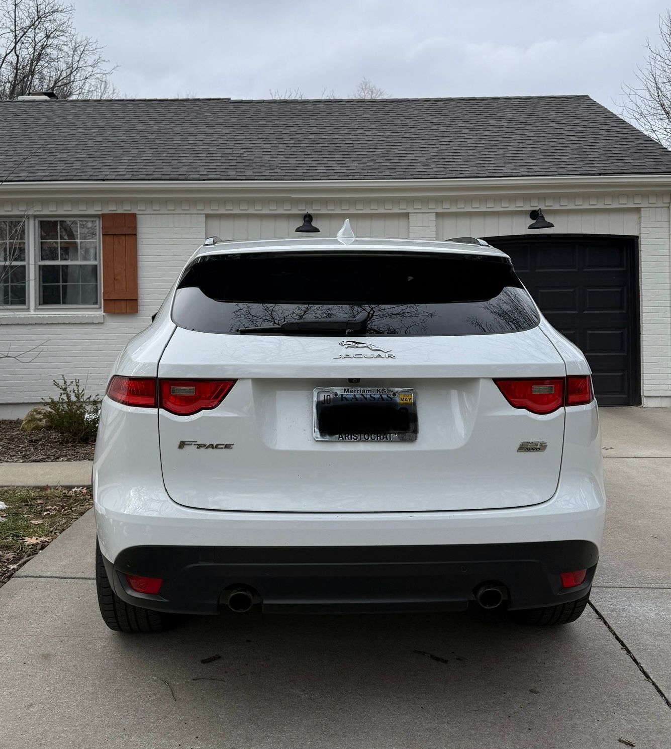 Used 2019 Jaguar F-PACE Prestige AWD/4WD image 4