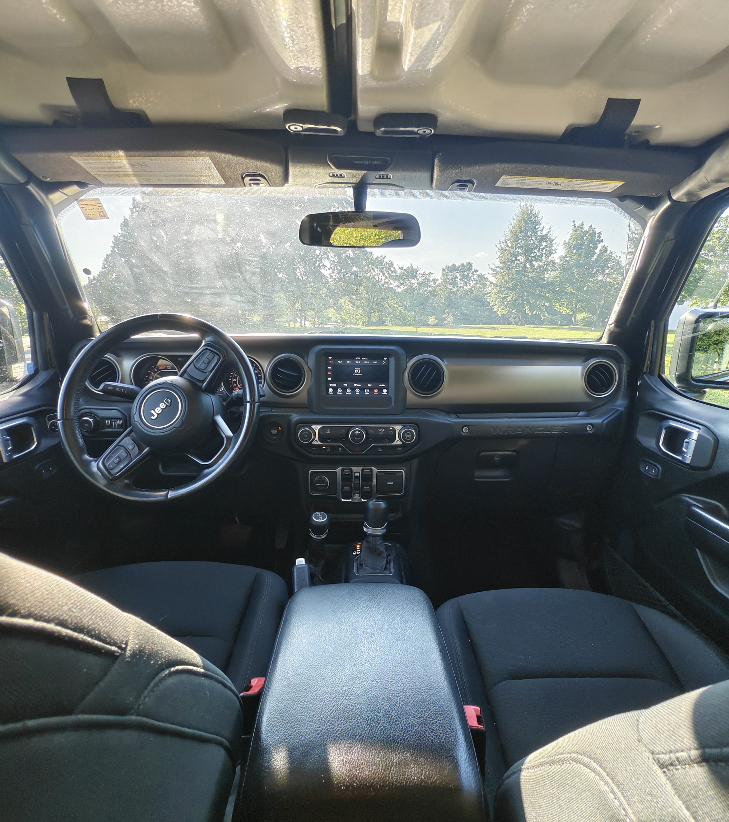 Used 2021 Jeep Wrangler Unlimited Sport AWD/4WD image 11