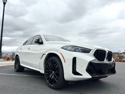 Used 2024 BMW X6 M60i image 1