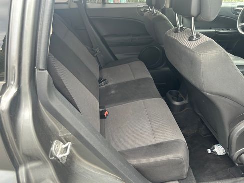 Used 2011 Dodge Caliber Mainstreet FWD image 15