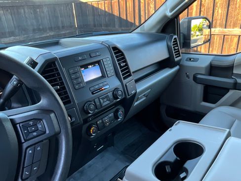 Used 2018 Ford F150 XL w/ Equipment Group 101A Mid RWD image 6