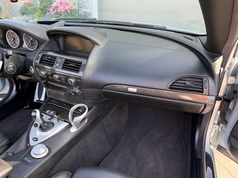 Used 2007 BMW M6 Convertible image 9