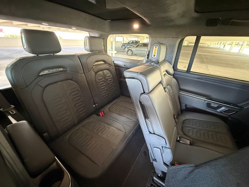 Used 2023 Rivian R1S Adventure AWD/4WD image 24