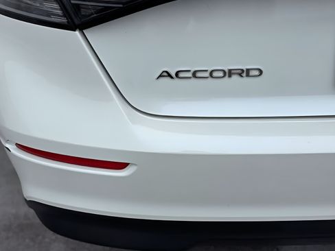 Used 2024 Honda Accord Sport image 6