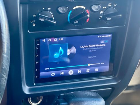 Used 2001 Toyota 4Runner SR5 image 8