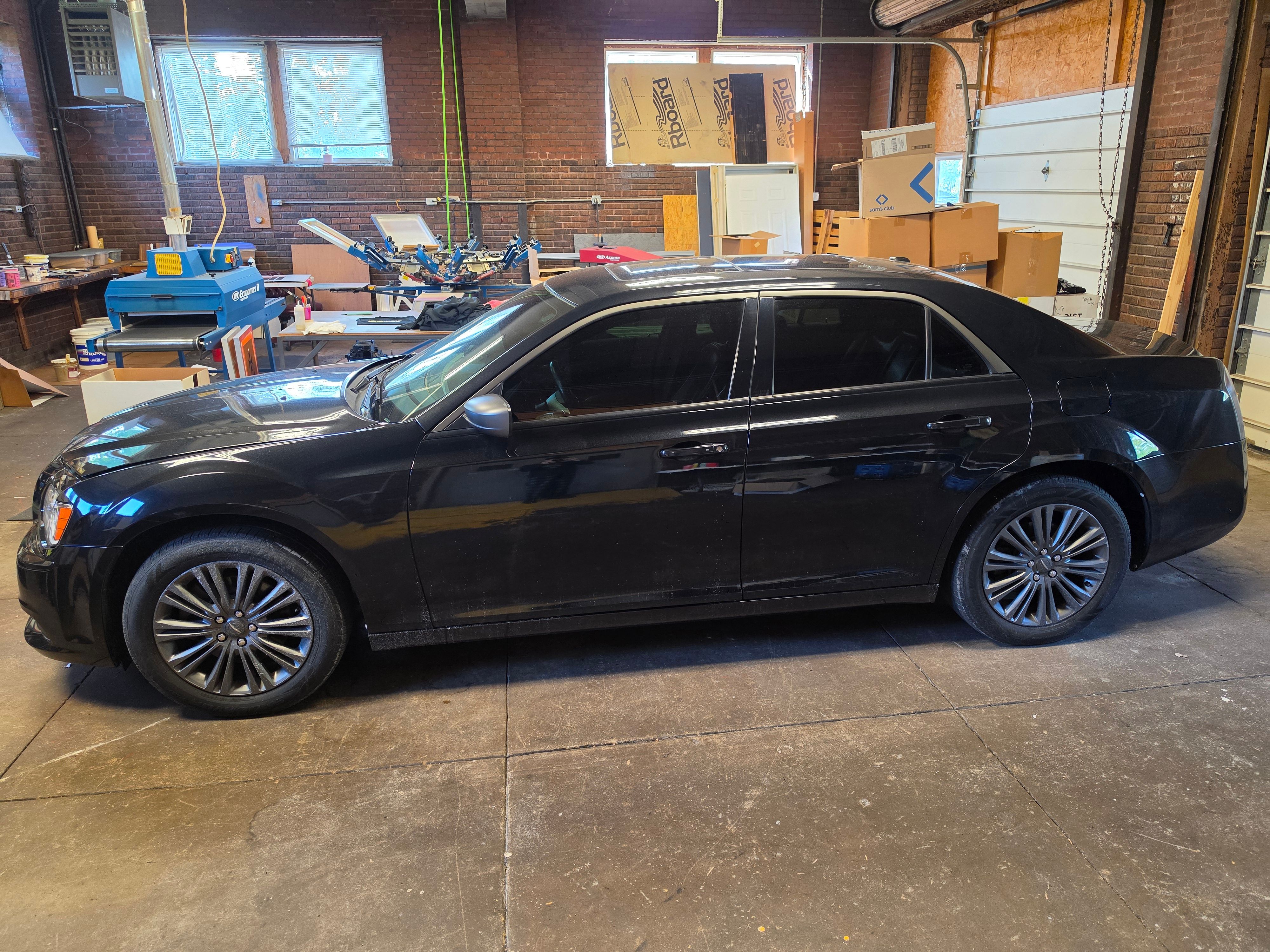 Used 2014 Chrysler 300 C AWD/4WD image 1