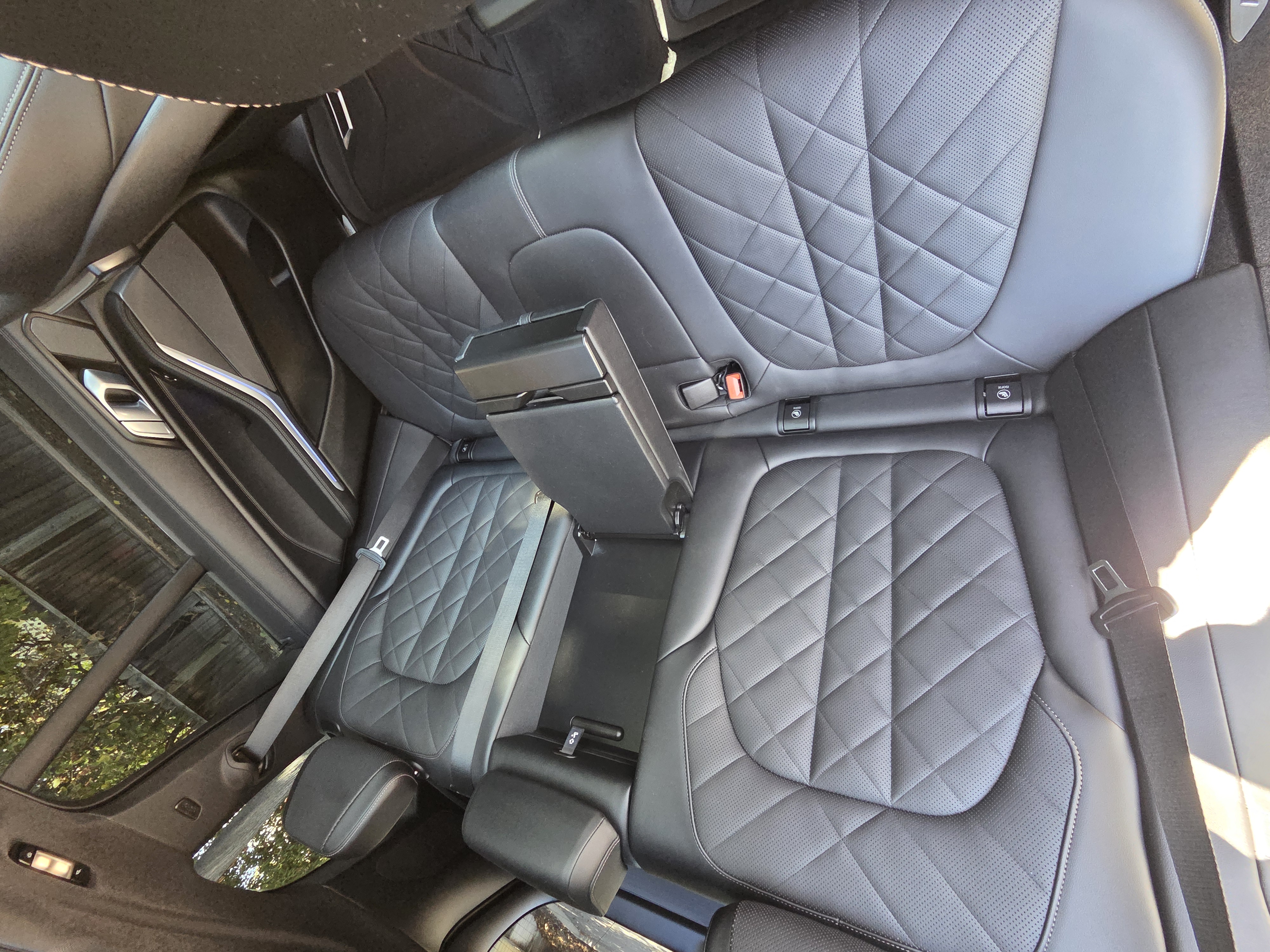 Used 2023 BMW X5 sDrive40i w/ M Sport Package RWD image 22