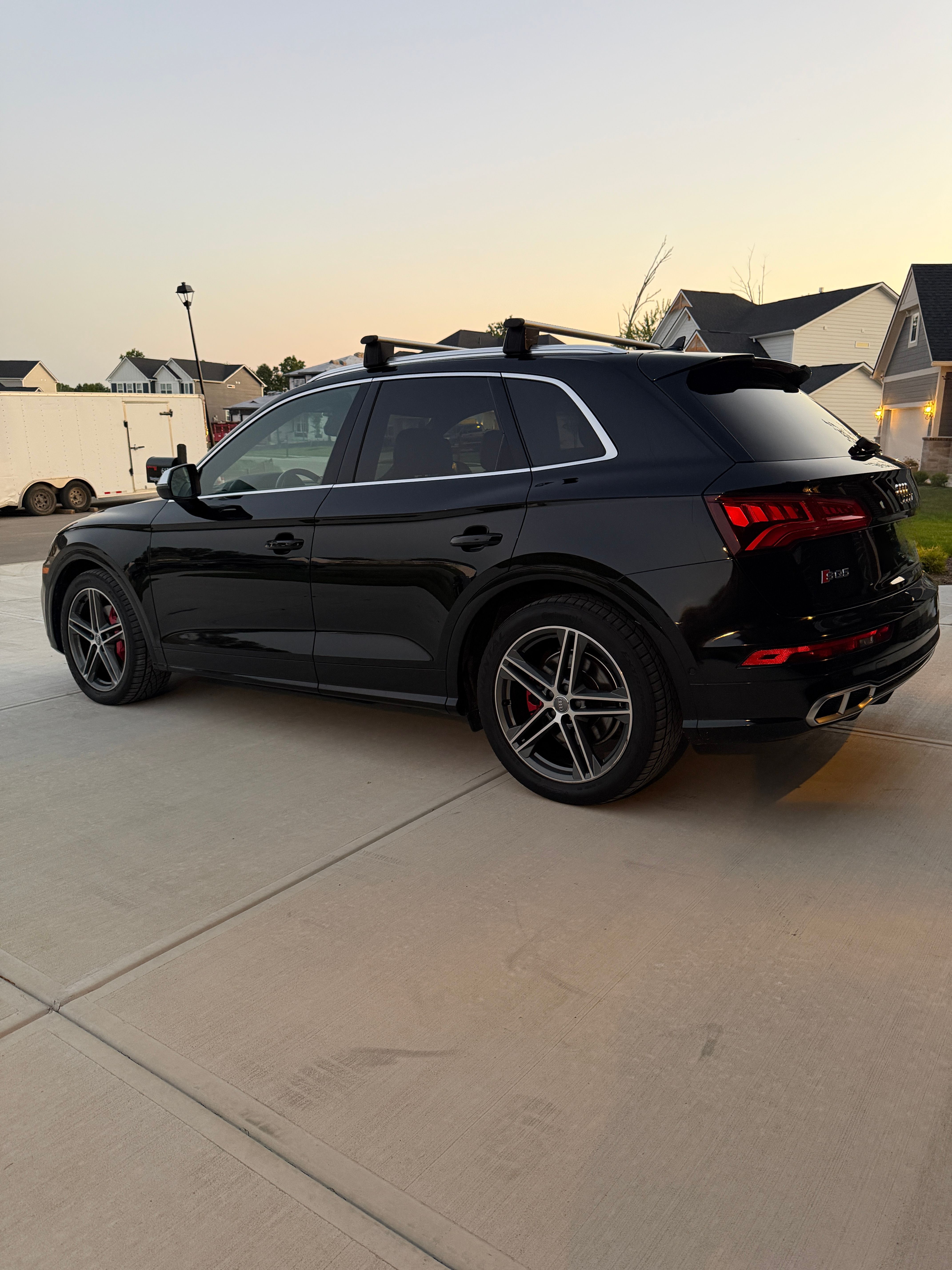 Used 2019 Audi SQ5 Prestige w/ Prestige Package AWD/4WD image 2