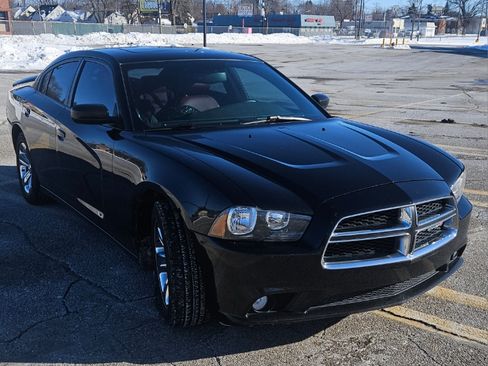 Used 2014 Dodge Charger SXT Plus image 1