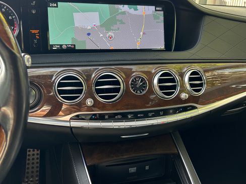 Used 2016 Mercedes-Benz S 63 AMG 4MATIC Sedan image 23