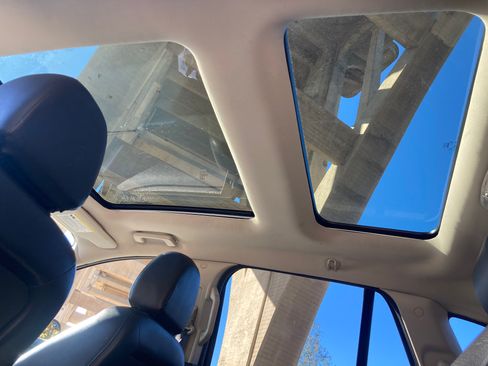 Used 2013 Ford Edge Limited image 8