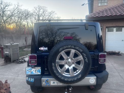 Used 2013 Jeep Wrangler Unlimited Sahara w/ Mopar Chrome Edition Group image 11