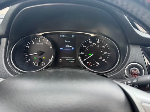 Used 2015 Nissan Rogue SL AWD/4WD image 6
