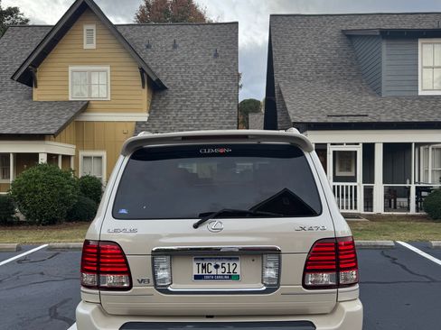 Used 2006 Lexus LX 470 4WD image 4