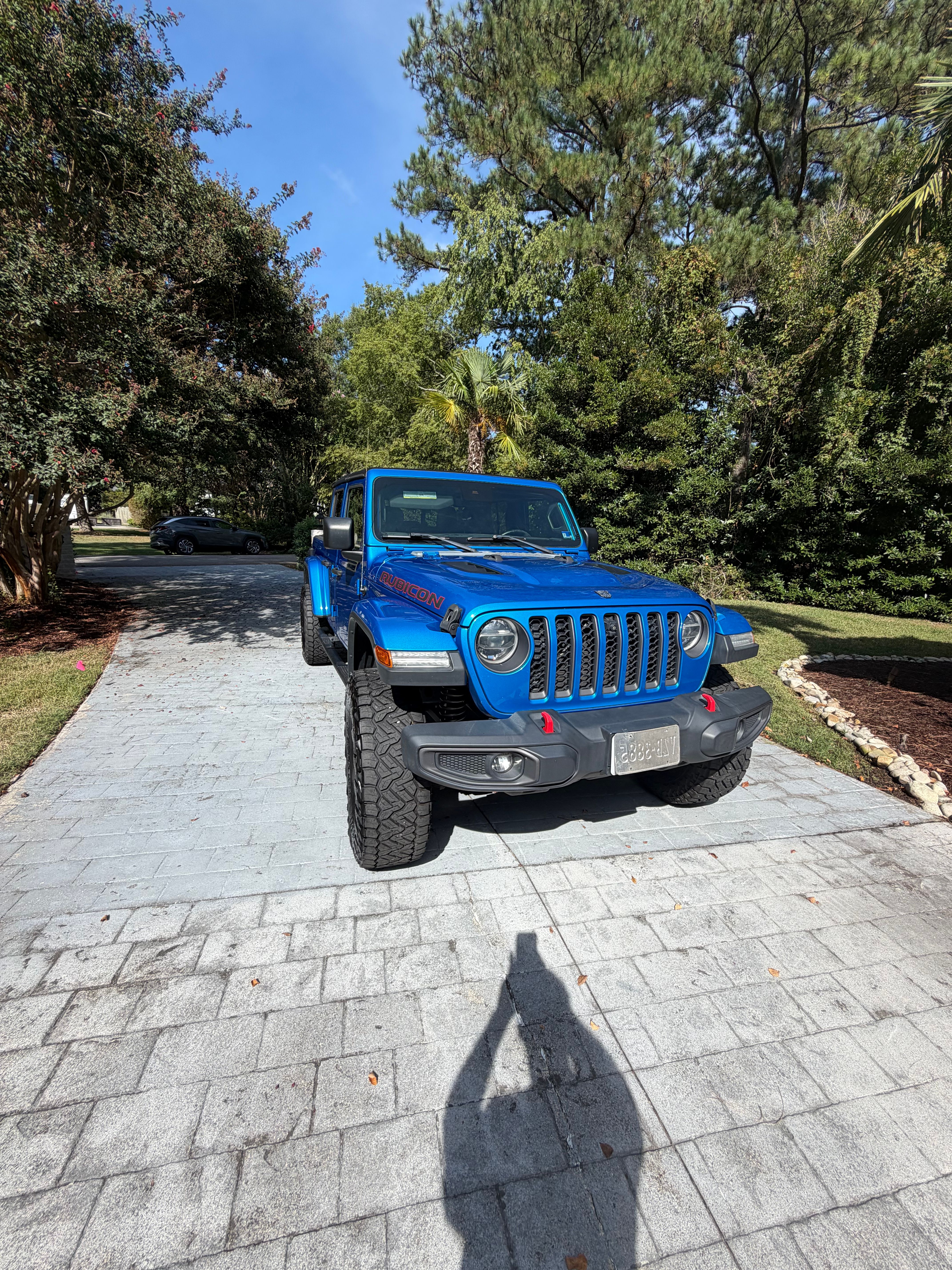 Used 2021 Jeep Gladiator Rubicon AWD/4WD image 2