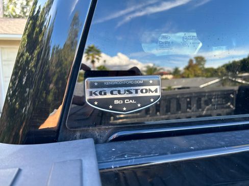 Used 2016 Ford F150 Lariat w/ Equipment Group 502A Luxury image 4