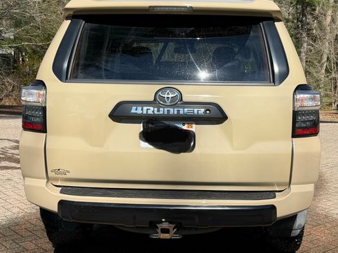Used 2016 Toyota 4Runner TRD Pro image 6