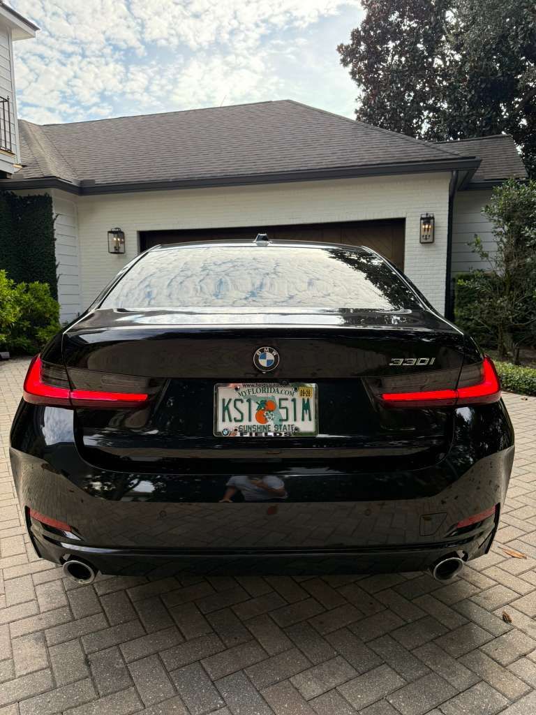 Used 2023 BMW 330i Sedan w/ Premium Package RWD image 5