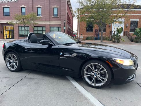 Used 2016 BMW Z4 sDrive35i image 8