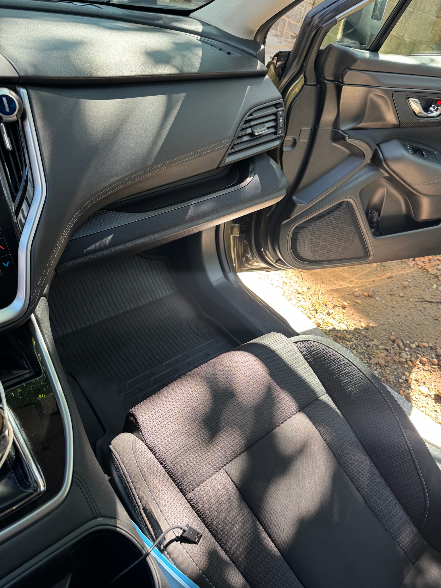 Used 2021 Subaru Outback Premium AWD/4WD image 19
