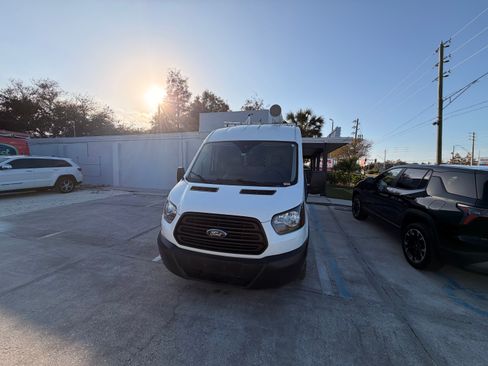Used 2019 Ford Transit 150 130 Medium Roof image 17