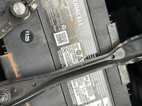 Used 2010 Toyota Highlander Limited image 13